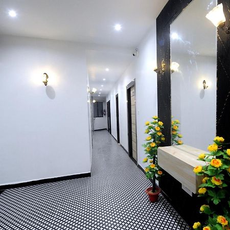 Golden Inn Prayagraj Exterior foto