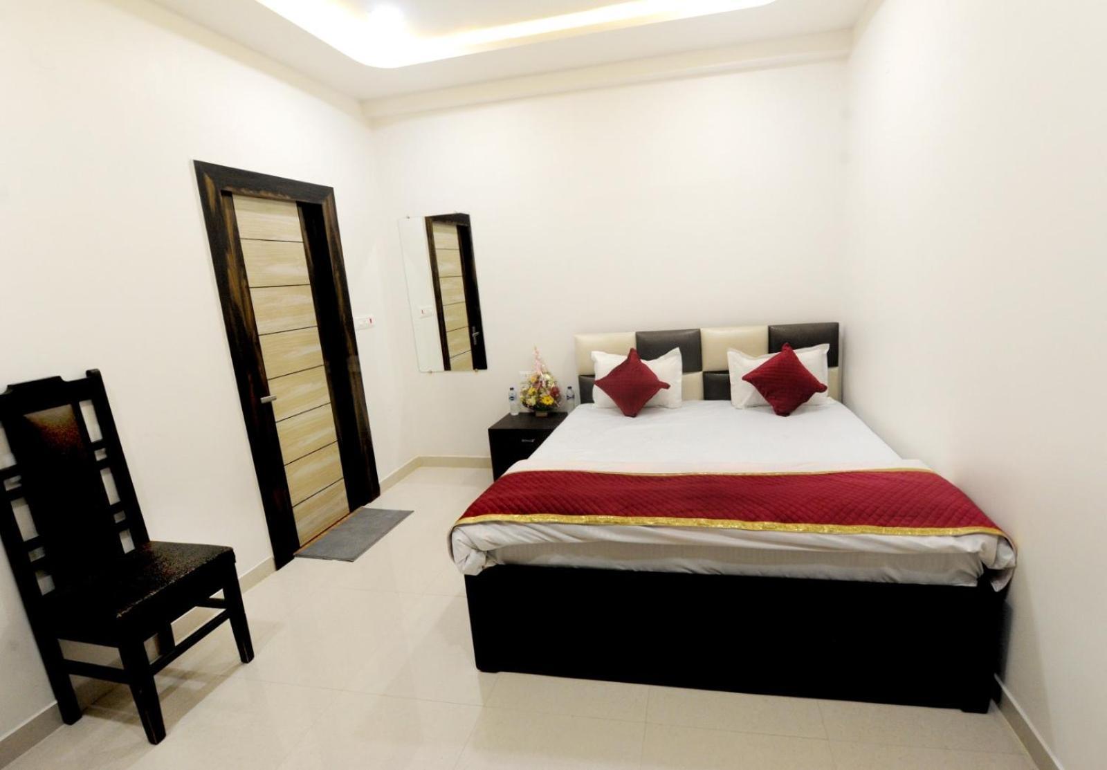 Golden Inn Prayagraj Exterior foto