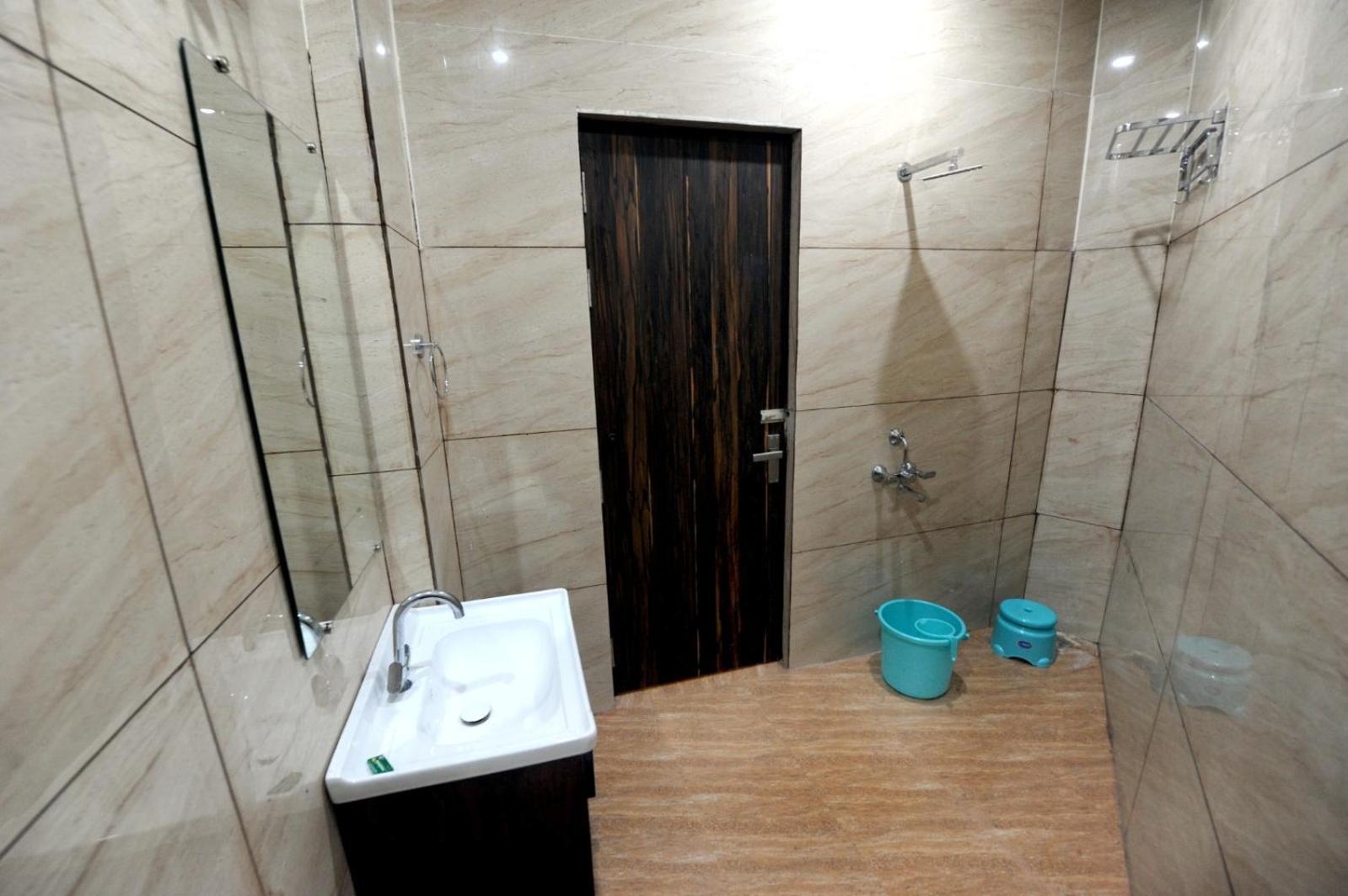 Golden Inn Prayagraj Exterior foto
