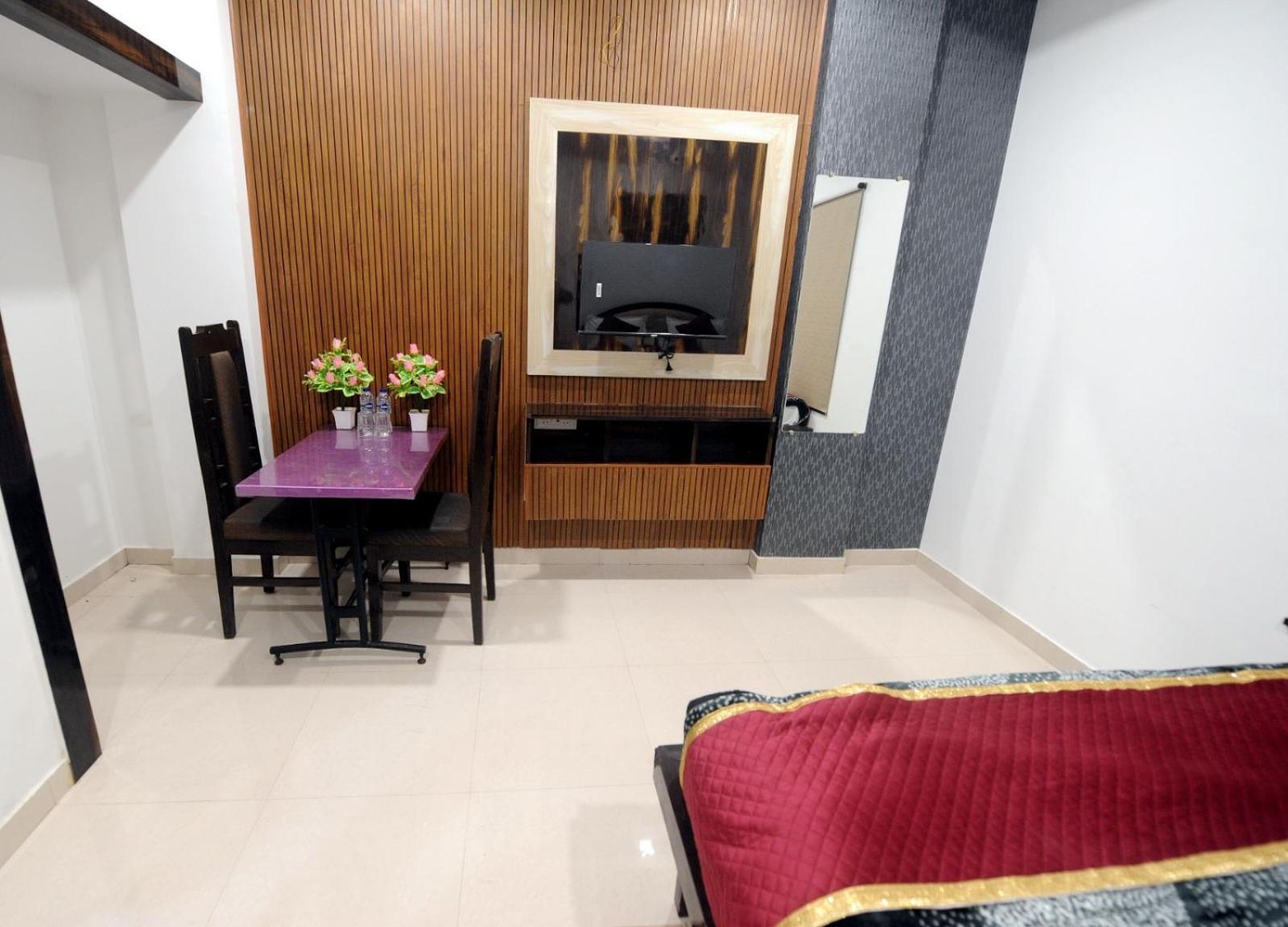 Golden Inn Prayagraj Exterior foto