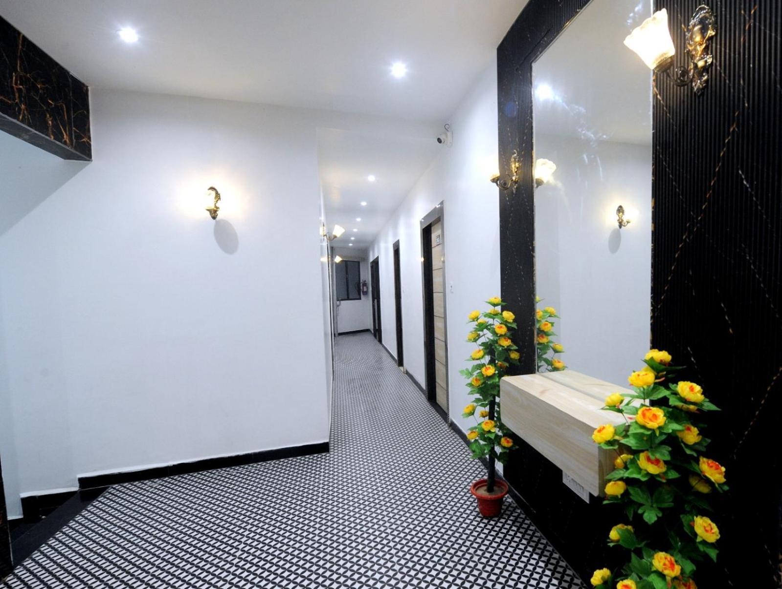Golden Inn Prayagraj Exterior foto